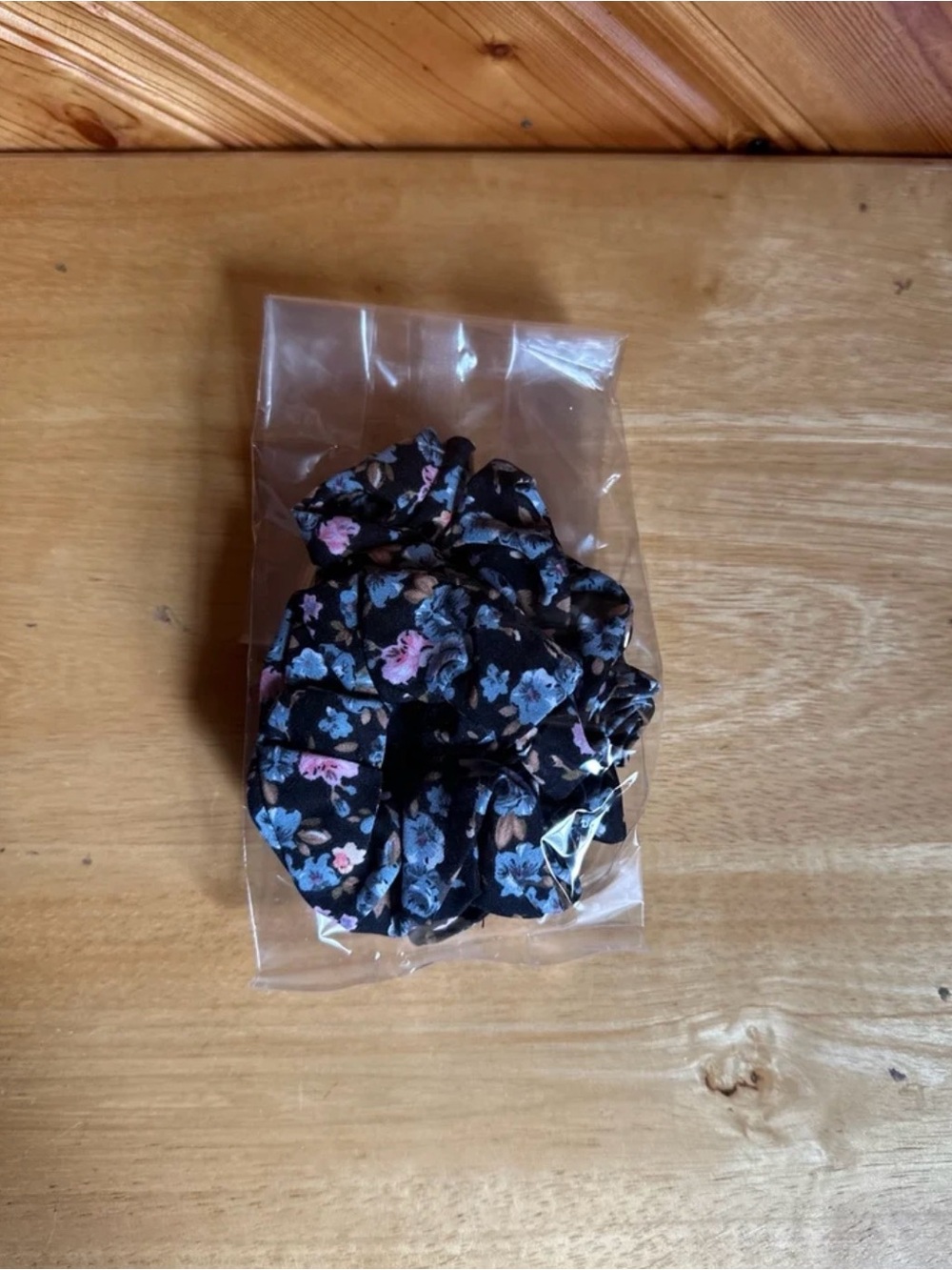 Floral Pattern Hair Scrunchies
